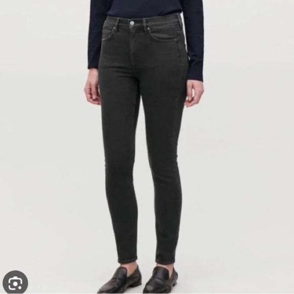 - Cos  high rise skinny fit cropped leg size 4 or 27 - Picture 1 of 4